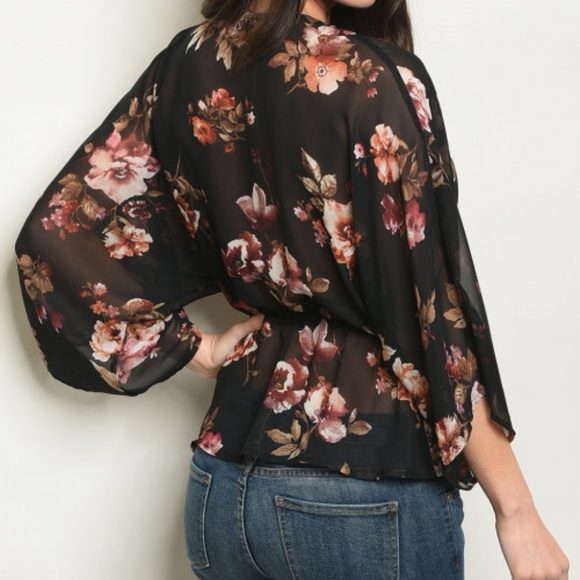 SHEER PEPLUM BOHO STYLE TOP - Picture 2 of 3